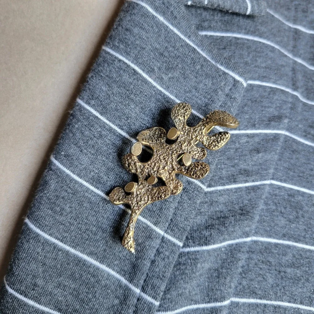 Vintage 1960s Zentall Oak Leaf Brooch Gold Tone Brutalist Modernist Fall